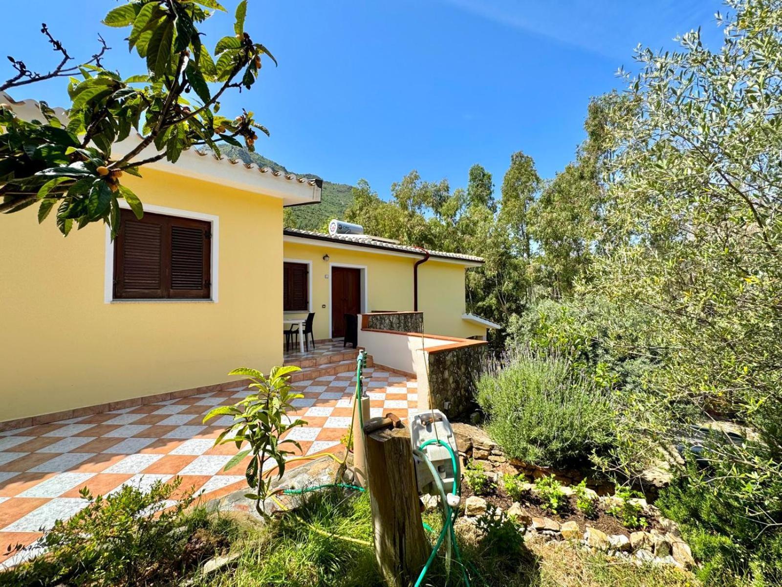 Villa With Pool Cardedu Exterior photo